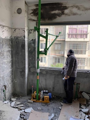 室內(nèi)折臂小吊機(jī)吊臂可進(jìn)