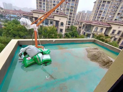 樓頂小型吊糧機(jī)防水工作